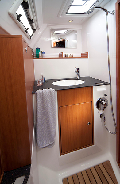 Romina - Bavaria Cruiser 36 (2011) — photo 7