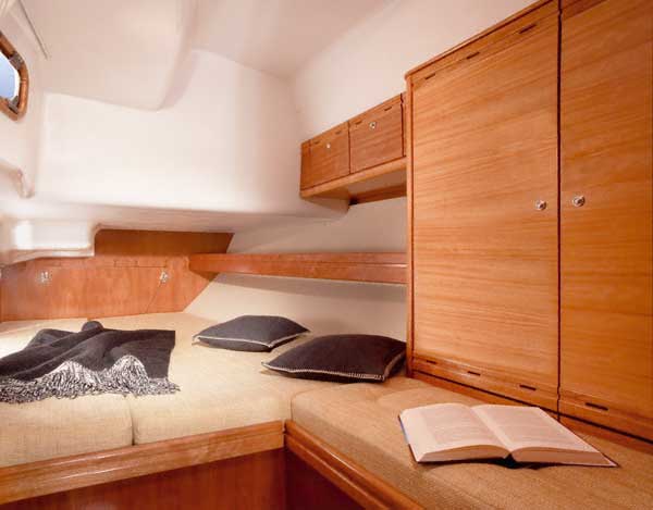 Carol - Bavaria 44 Vision (2007) — photo 5