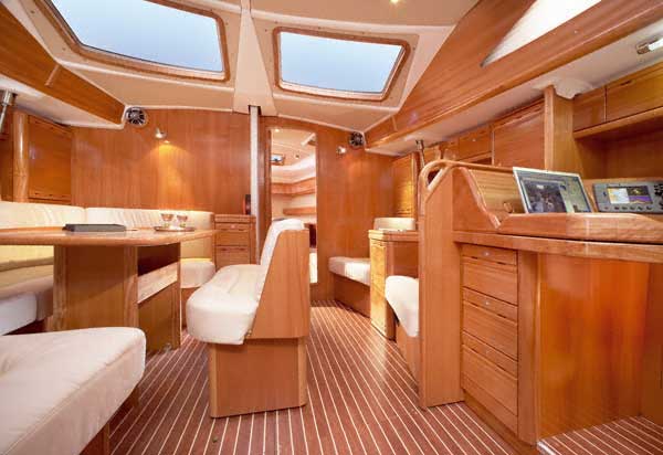Carol - Bavaria 44 Vision (2007) — photo 6