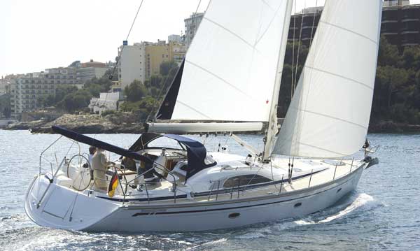 Bavaria 50 Vision, 2010; Seni