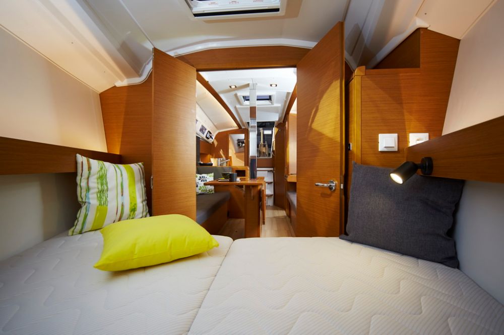 Zaurak - Sun Odyssey 349 - 3 cab. (2018) — photo 11