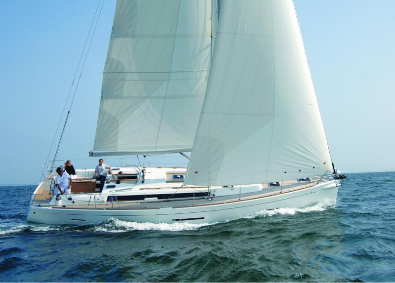 Dufour 450 GL, 2013; Lotus 2111