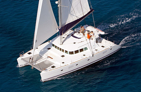 Lagoon 500, 2006; Dino