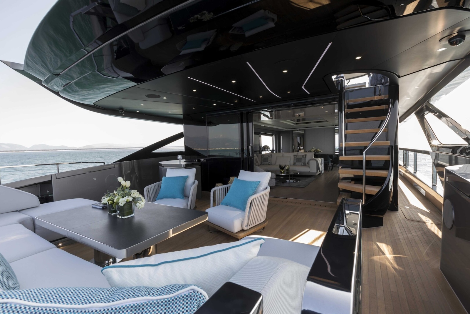 Helix - Sun Odyssey 32 (2004) — photo 4