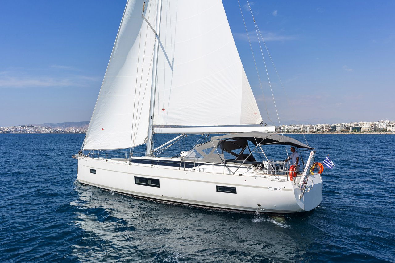 Lagoon 46 - 4 + 1 cab., 2023; Lovro Test Lagoon 46
