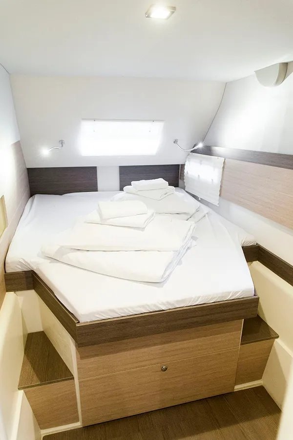 New Dream - Lagoon 380 - 4 cab. (2005) — photo 23